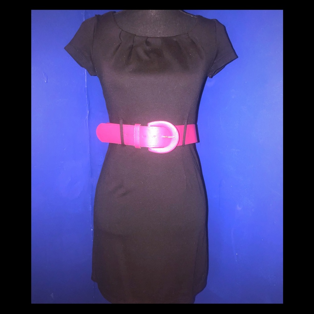 H&M Front Pleated Black Dress w/Pink Belt